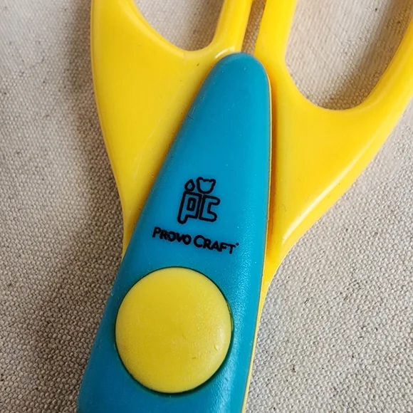 Craft Scissors Set of 12 Zig Zag Design Scrapbooking - Picture 5 of 8